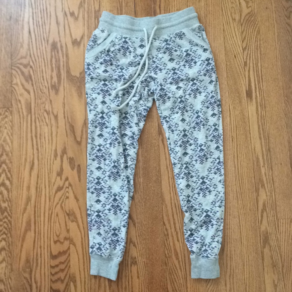 Gray mossimo joggers size small, purple print